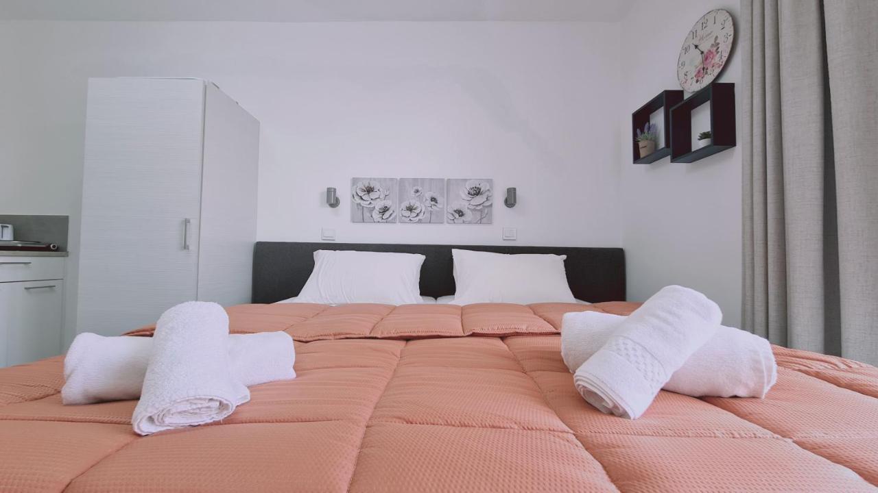 Stay Napa Living Studios Ajía Nápa Eksteriør bilde
